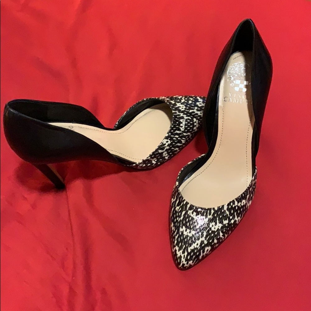 Vince Camuto pumps